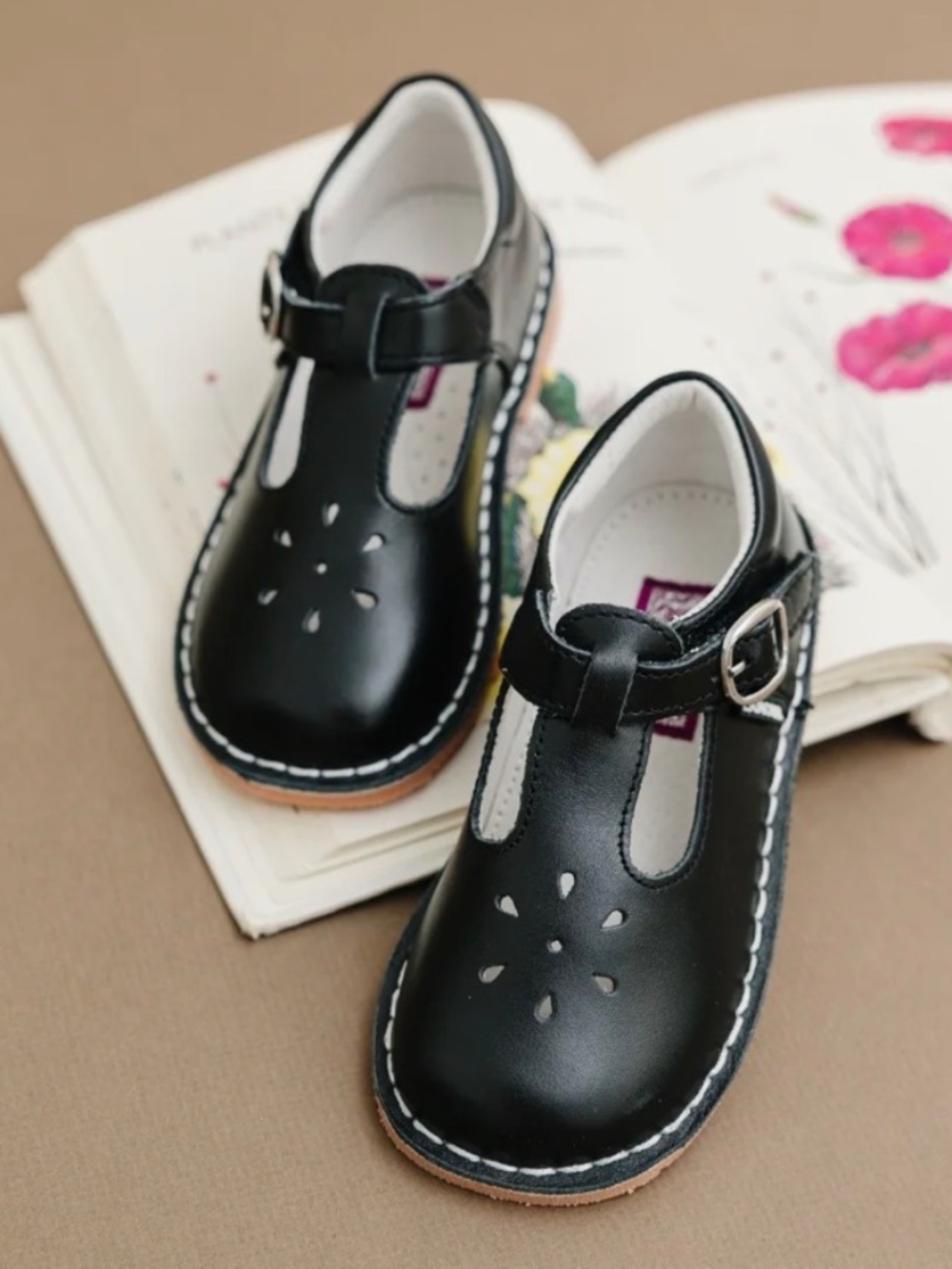 Girls Mary janes